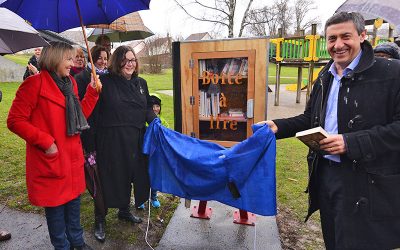 Deux boîtes à lire dans la ville