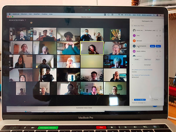 EnsembleVocal-CreditALaunois L’Ensemble Vocal adulte en répétition à distance