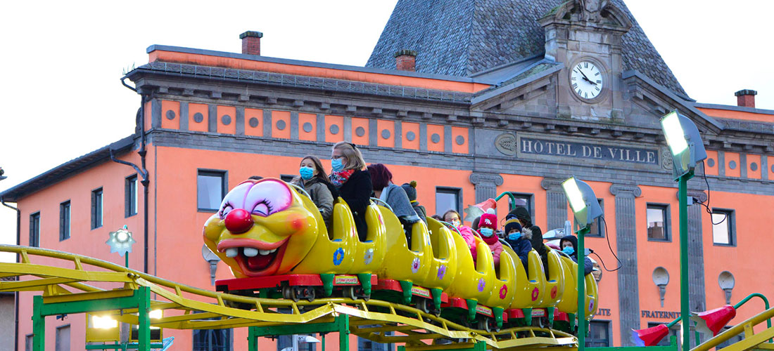 manege-place-hotel-de-ville_2020