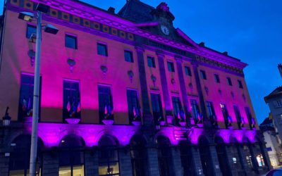 Illumination de l’Hôtel de Ville en violet lundi 14 février