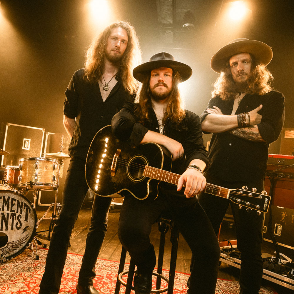 Basement saints (Heavy rock) / Sismographe