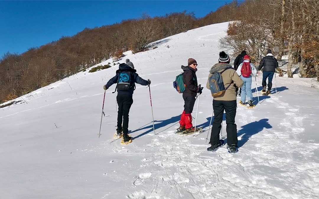 VIDEO CAP BLANC : Sortie raquettes au Col de Pertus