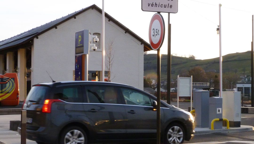 Accès contrôlé pour les parkings de la gare