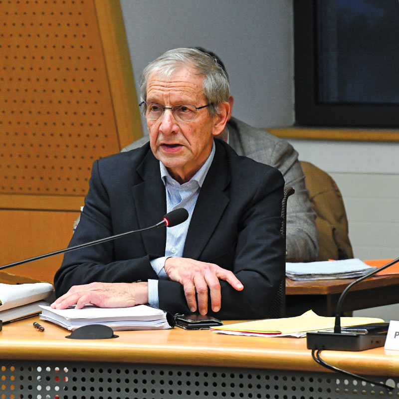 budget02-c-2025 Bernard Berthelier, premier adjoint au maire, a présenté le budget 2025.